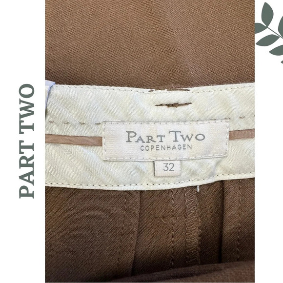 Part Two  CLEASPW Classic Fit Regular Waist Slim Leg Above Ankle Brown Size 2 - Picture 7 of 9